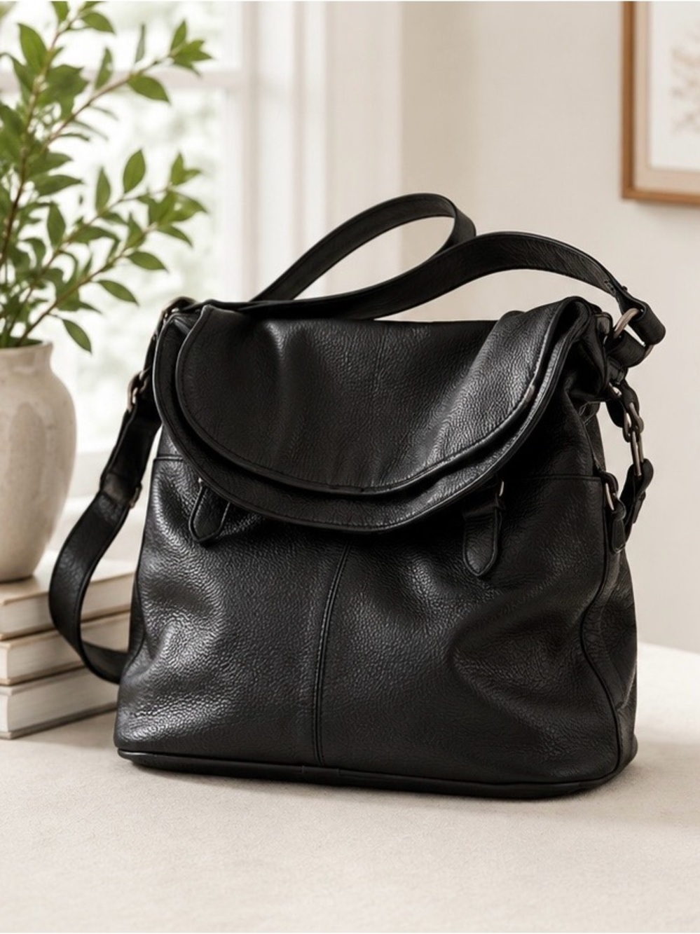 Levenger Black Leather Messenger Bag